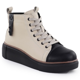 T.Sokolski Frauen Lederstiefel isoliert Beige. Sokolski Z24-218 1