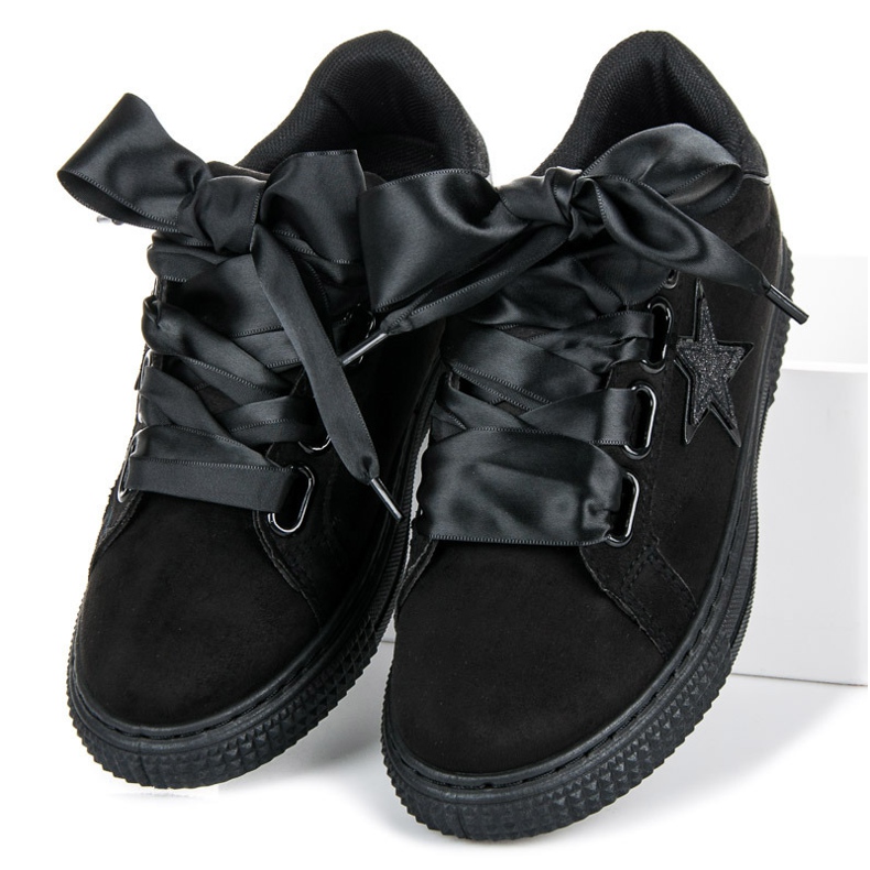 Stylische Sneaker aus Wildleder schwarz 1