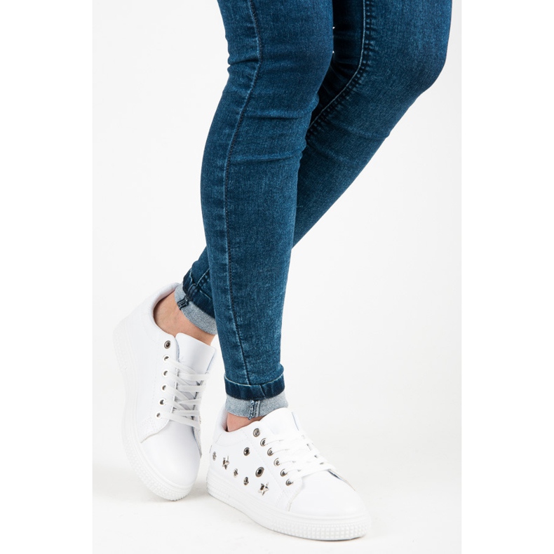 Weiße Turnschuhe Sterne 2