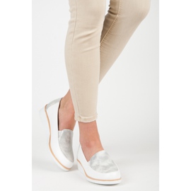 Vices Schuhe mit Lastermuster grau weiß 2