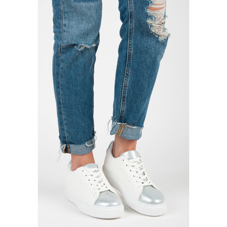 Geknotete Sneakers mit Schlangenmuster weiß grau 1