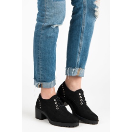 Seastar Schwarze Schuhe an der Post 1