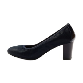 Sergio Leone Pumps auf einem Post 233 Marineblau 2