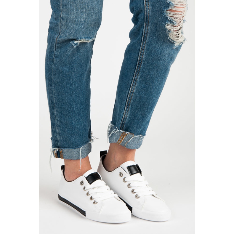 Sneaker zum Schnüren weiß 1