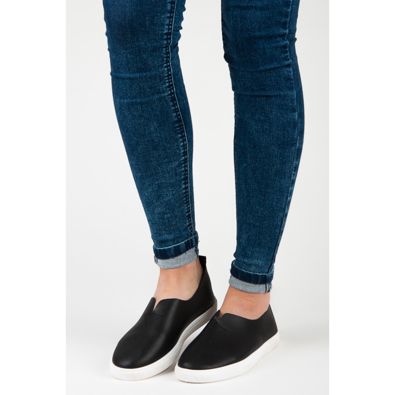 Schwarze Sneaker zum Hineinschlüpfen 1