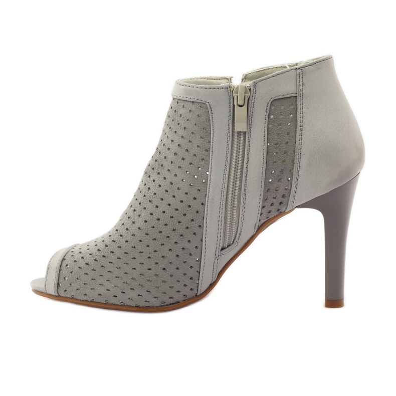 M.Daszyński Durchbrochene Stiefel mit Daszyński-Ledereinsatz grau 2