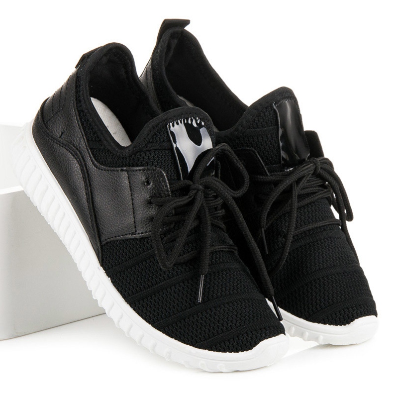 Schwarze Sneaker zum Hineinschlüpfen 1