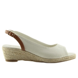 Beige-beige Espadrilles auf niedrigem Keilabsatz 2