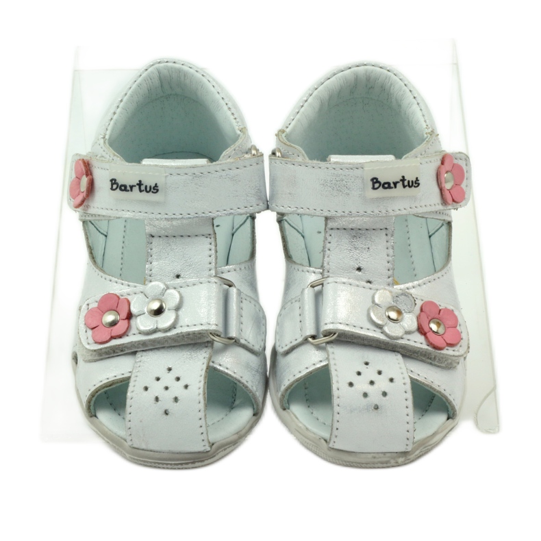 Bartuś -Sandalen für Klettverschluss mit silbernen Blumen 4