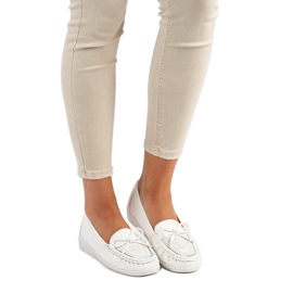 Tullo Weiße Loafer für Damen 1