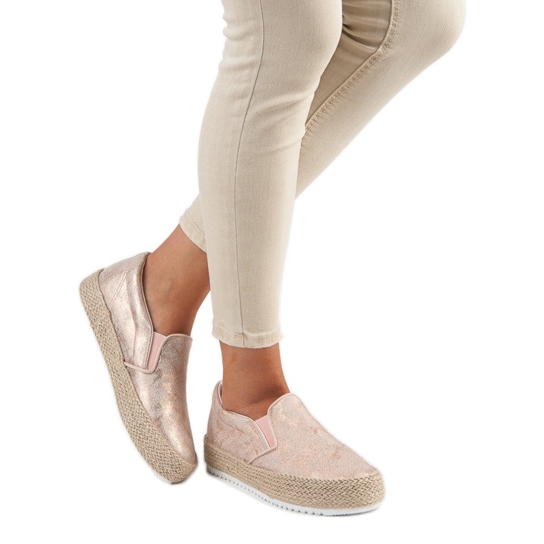 Betler Rosa Espadrilles auf der Plattform 1