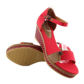 Rote Keilsandalen J7731-8 rot 2