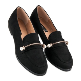 Schwarze Brogues mit Perlen 1