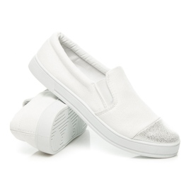 Balada Slip on Modestil weiß 1