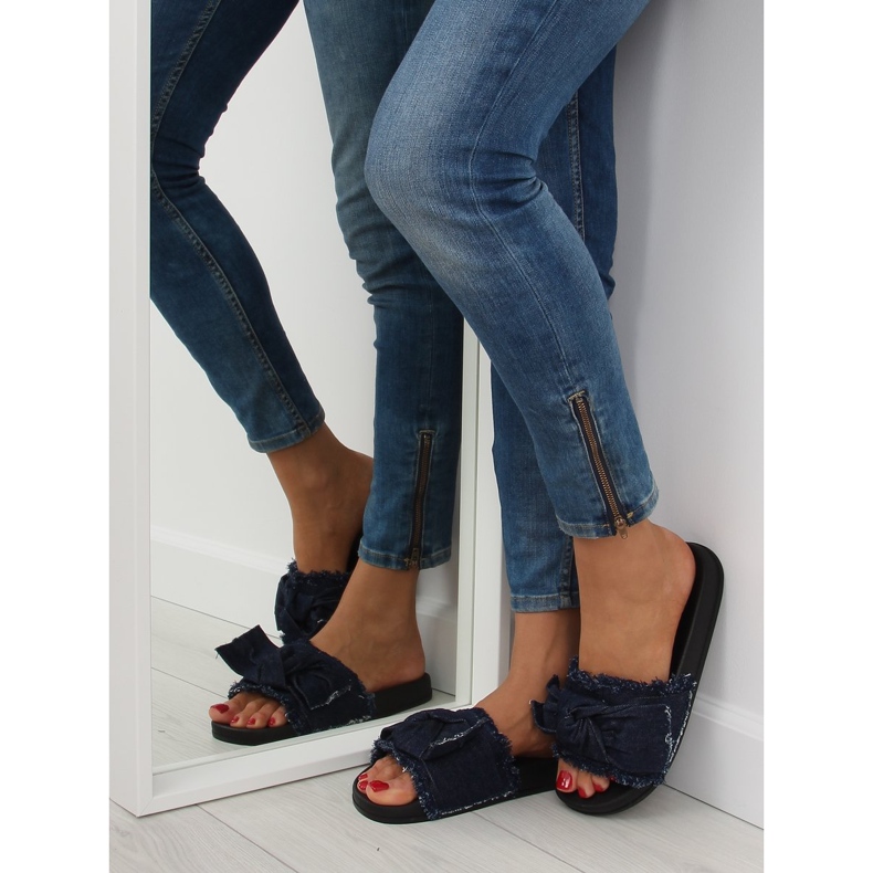 Pantoffeln aus marineblauem Denim HN55 D.BLUE navy blau 2