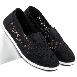 Ballerinas aus schwarzer Spitze 1