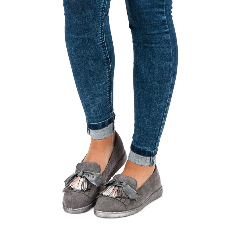 Bestelle Wildleder-Loafer mit Fransen grau 1