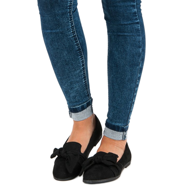 Bestelle Herren aus schwarzem Wildleder 1