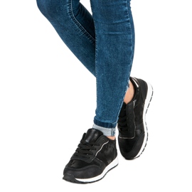 Schwarze Turnschuhe zum Schnüren 1