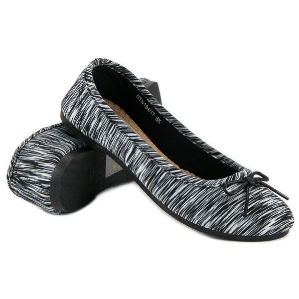 McKey Ballerinas aus geripptem Textil schwarz 2