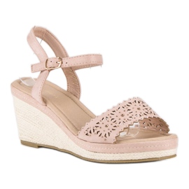 Ideal Shoes Beige Keil-Espadrilles 1