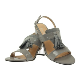 Sagan 53224 graue Sandalen mit Fransen 3