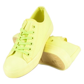 SHELOVET Gelbe Turnschuhe auf der Bindung 2