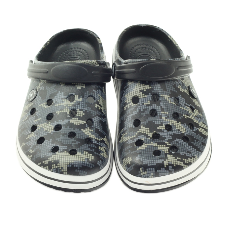 American Club Kroks Clogsy Pantoffeln Camo-Sandalen schwarz grau grün 3