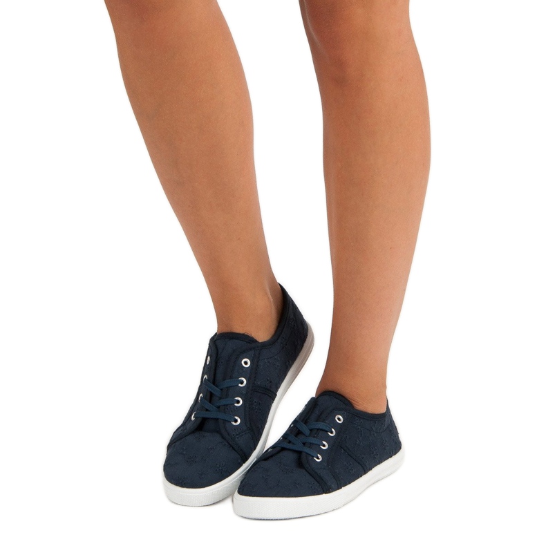 Sneaker aus blauem Textil navy blau 2