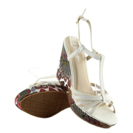 Weiße Keilsandalen BL201 weiß 1