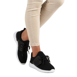 Leichte Sportschuhe schwarz 1