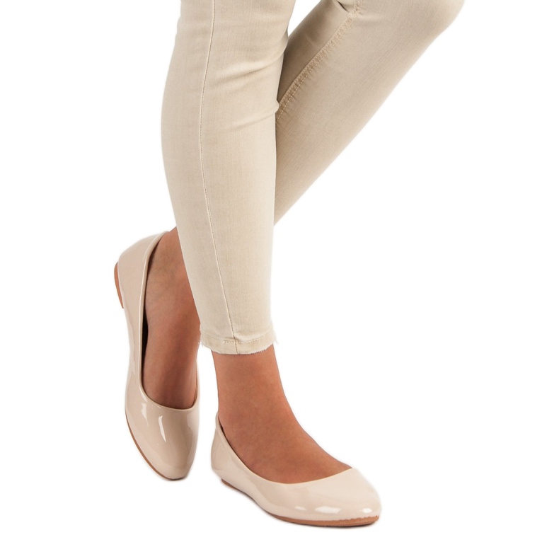 Diamantique Lackierte Ballerinas braun 1