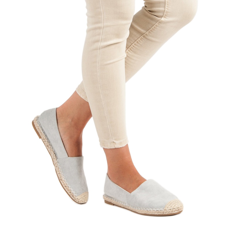 Best Shoes Espadrilles aus grauem Wildleder 2