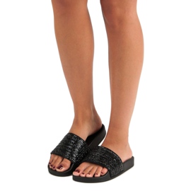 Elegante schwarze Hausschuhe 2