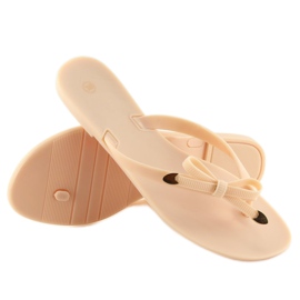 Flip-Flops meliski beige D2D nackt 2