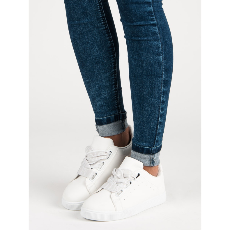 Weiße Mode-Turnschuhe 2