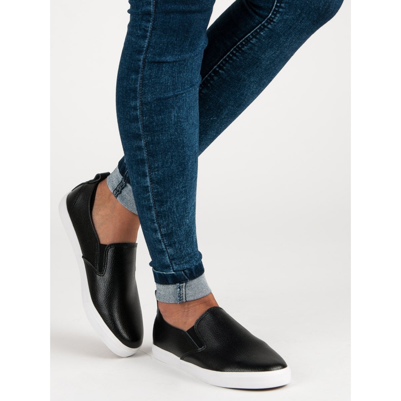 Schwarze Slipons für Damen 1