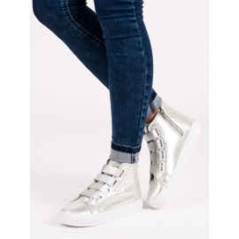 Silberne Turnschuhe mit Gummiband grau 2