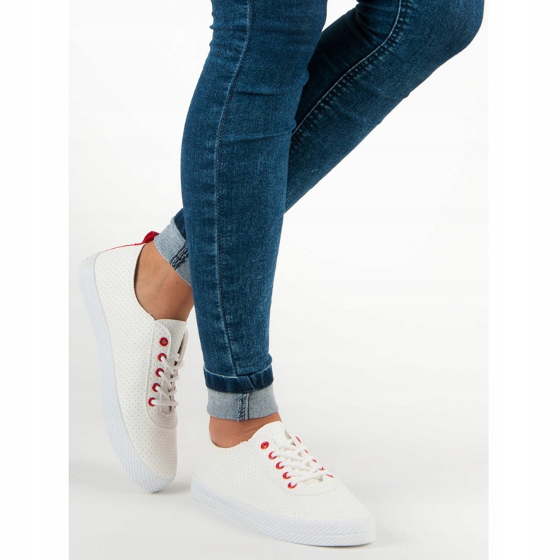 Kylie Durchbrochene gebundene Turnschuhe weiß 2