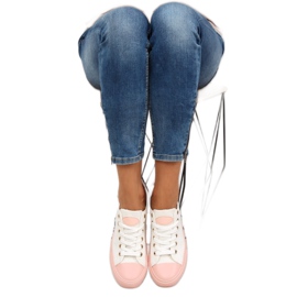 Turnschuhe auf einem farbigen Gummi W-3051 White weiß 1