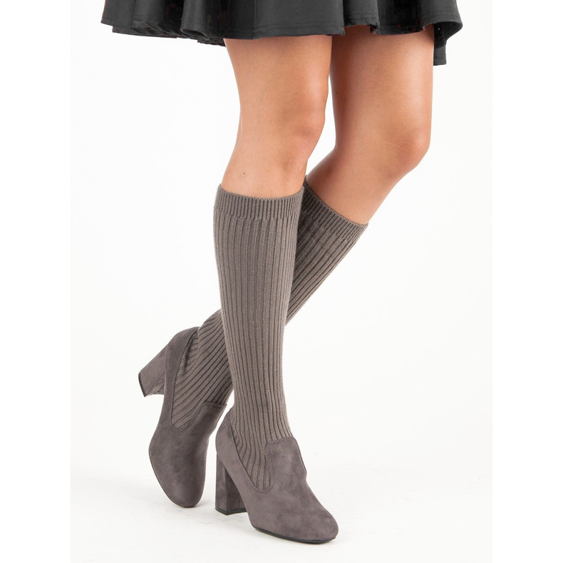 Seastar Eng anliegende graue Stiefel 2