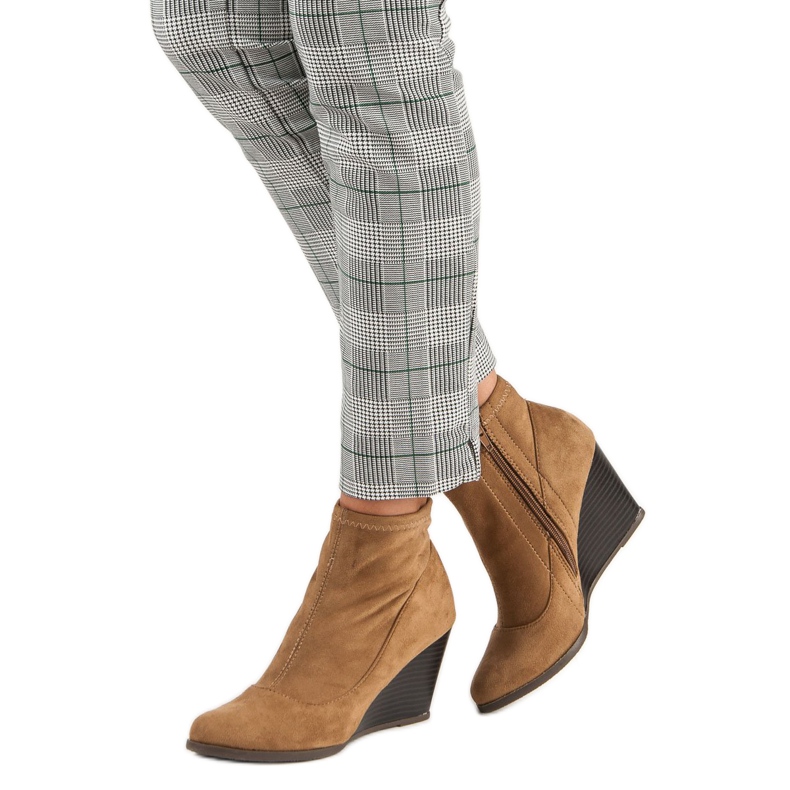 Corina Ankle Boots aus Wildleder mit Keilabsatz braun 2