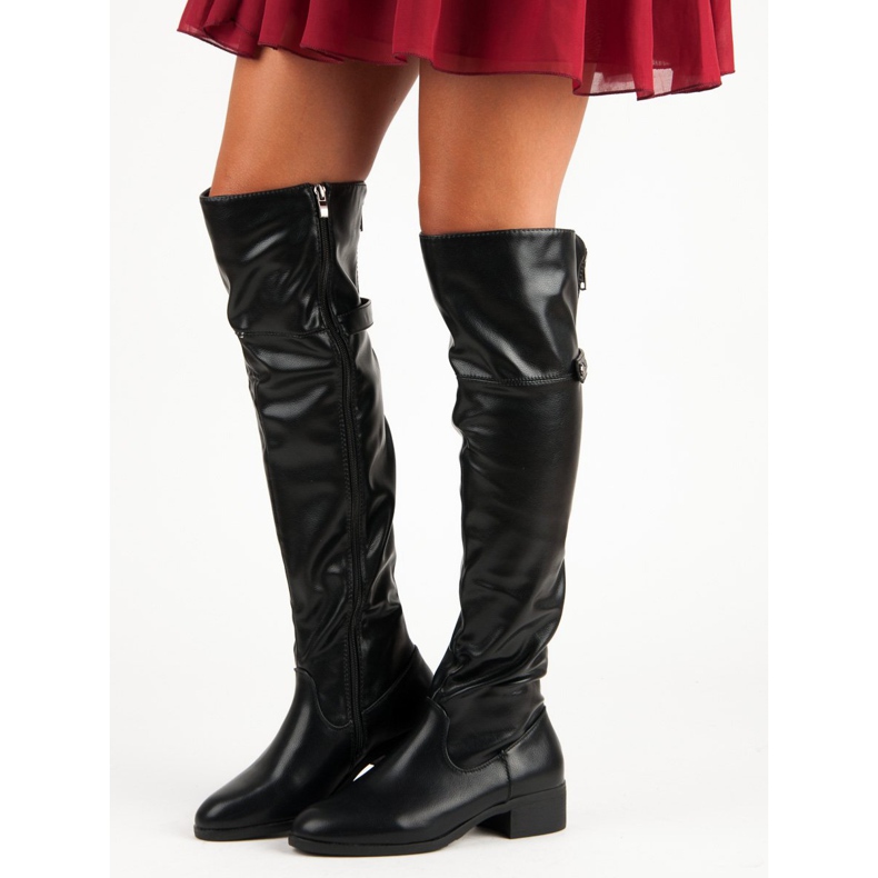 Schwarze, oberschenkelhohe Stiefel mit Reißverschluss 1