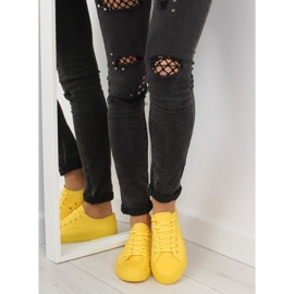 Gelbe einfarbige Damensneaker NB176 1