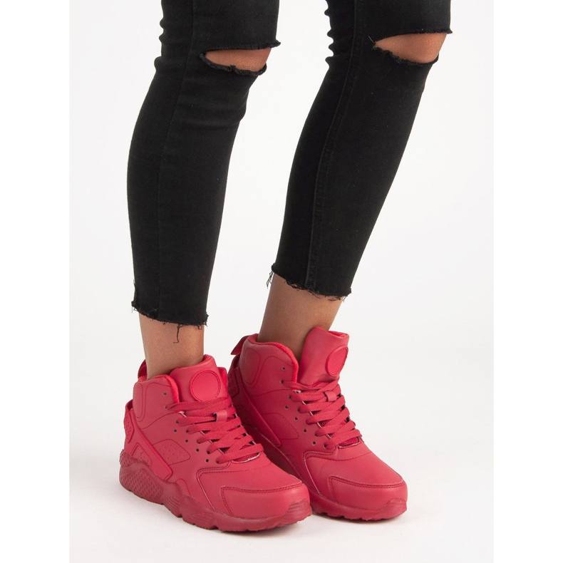 Rote Schuhe über dem Knöchel 2