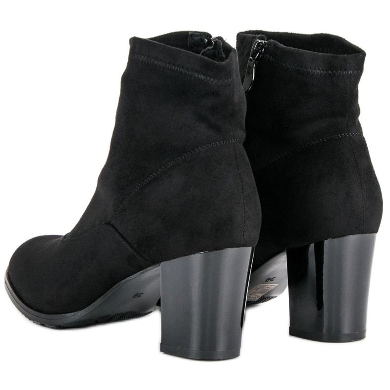 Wildleder Booties auf einer Bar schwarz 2