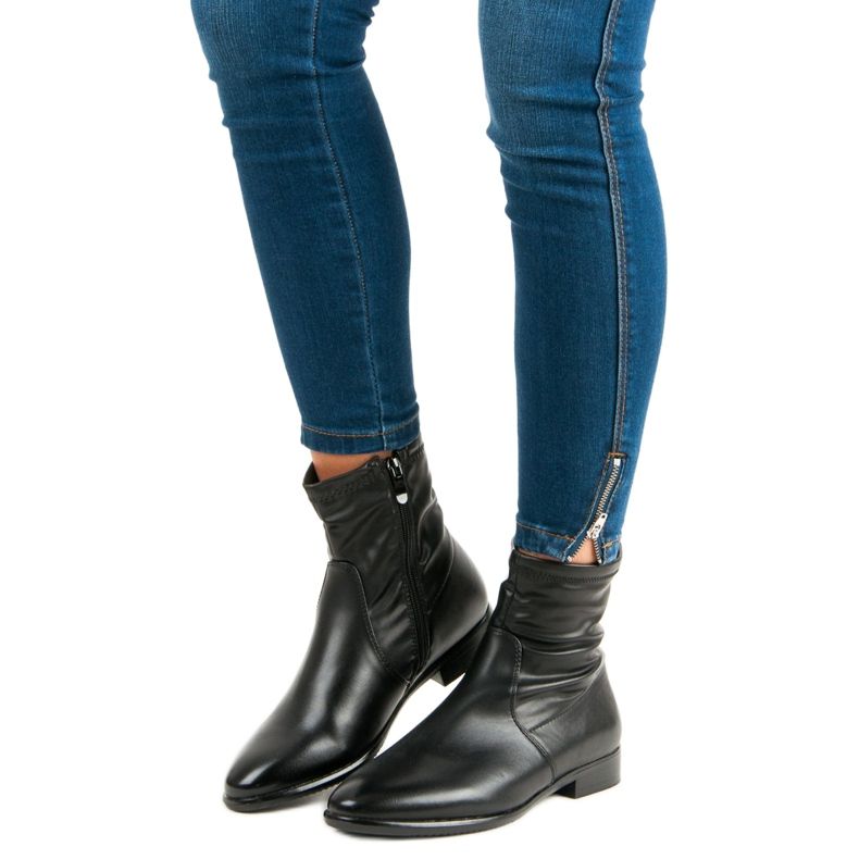 Bella Paris Klassische schwarze Stiefel 1