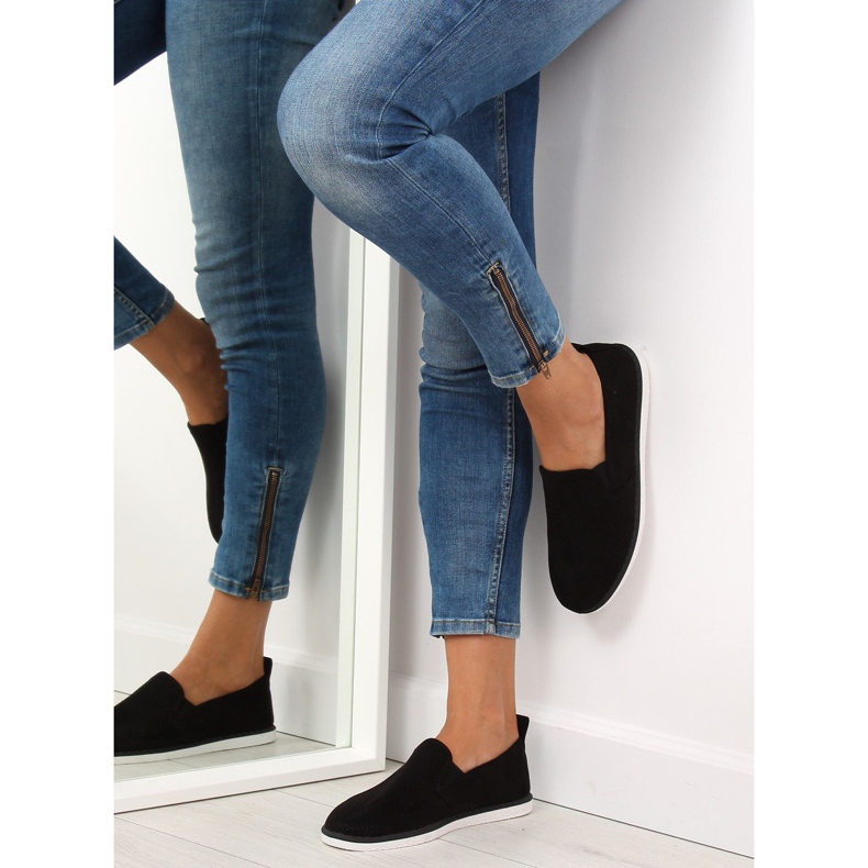 Schwarz LA08P Schwarze Slip-On-Sneakers 1