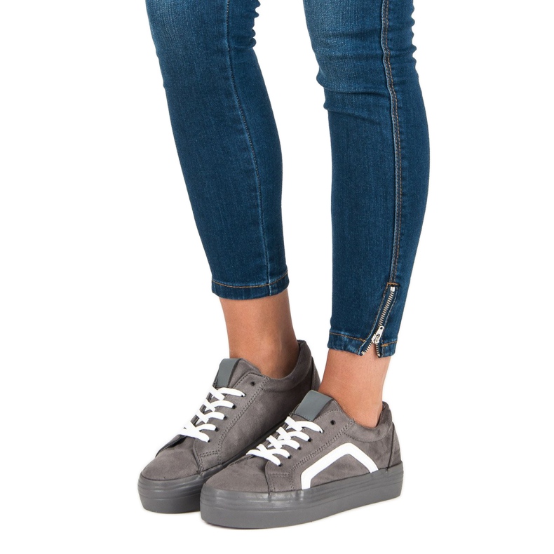 Sport Graue Wildleder Sneakers 2