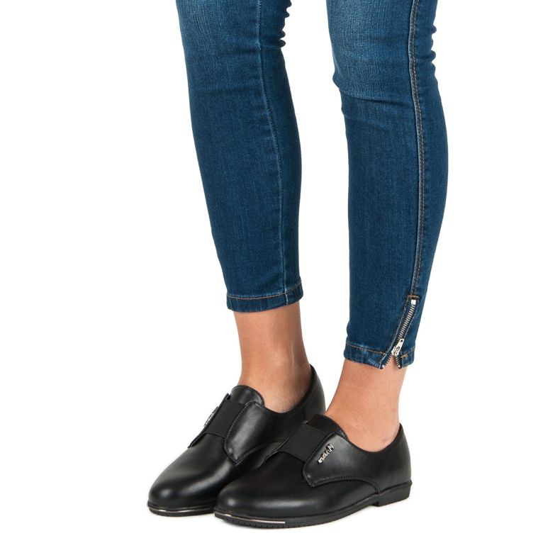 Miss Laura Schwarze Slipper 1